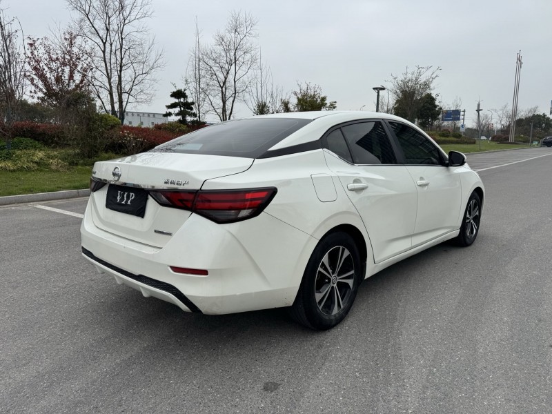 盐城20年日产轩逸5