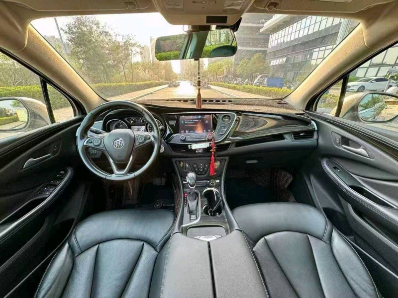 东莞18年别克昂科威5