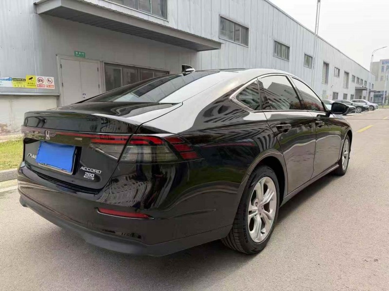 常州23年本田雅阁8