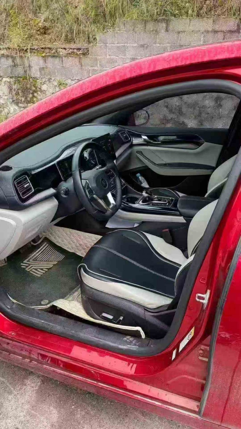 重庆21年比亚迪秦4