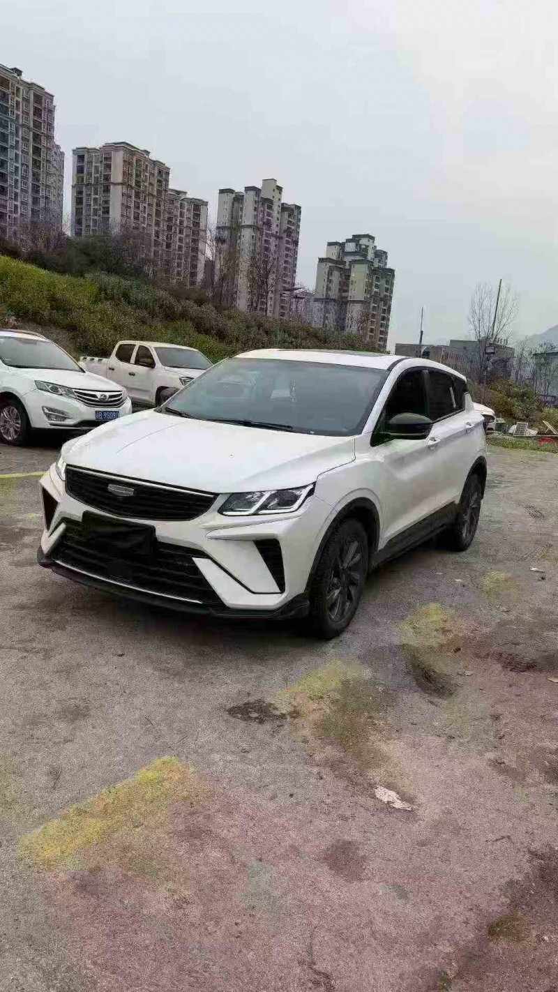 重庆25年吉利缤越2