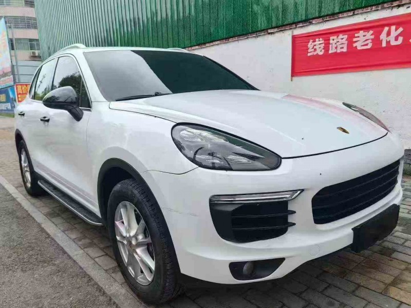 赣州15年保时捷卡宴3