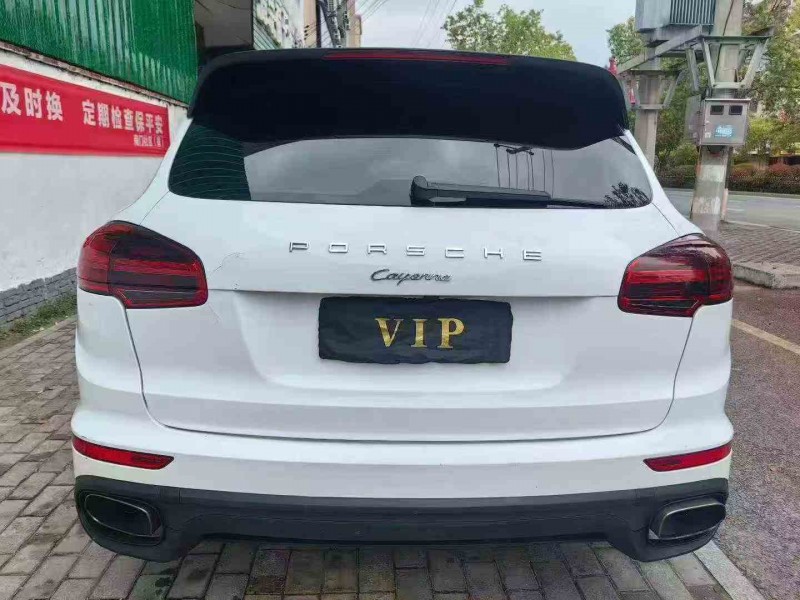 赣州15年保时捷卡宴9
