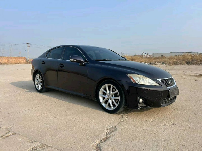 衡水13年雷克萨斯IS2