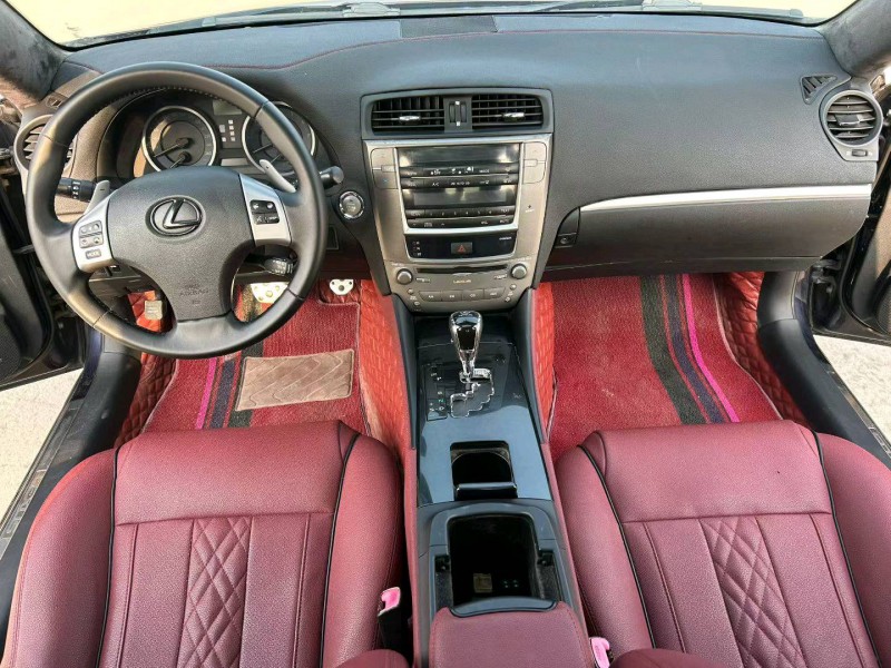 衡水13年雷克萨斯IS7