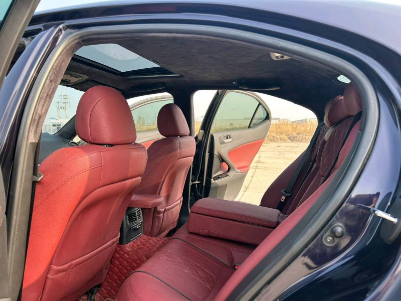 衡水13年雷克萨斯IS8