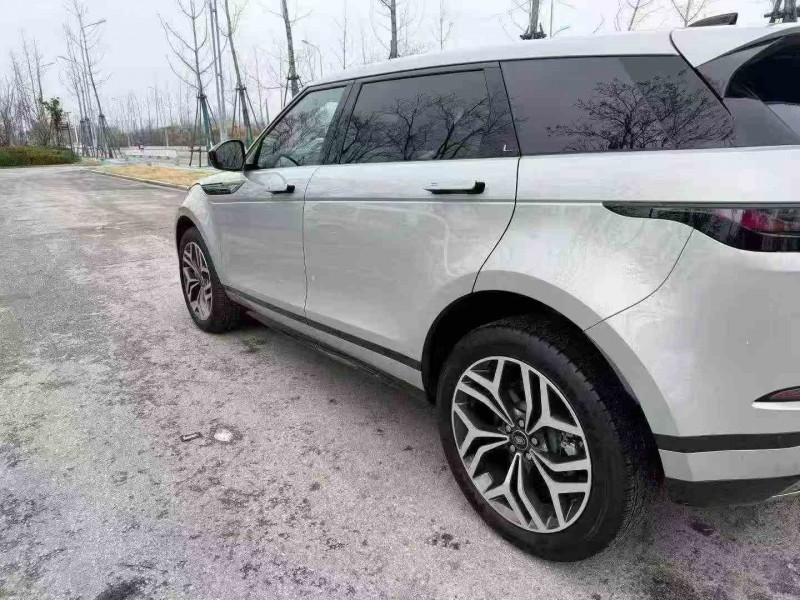 九江25年路虎极光2