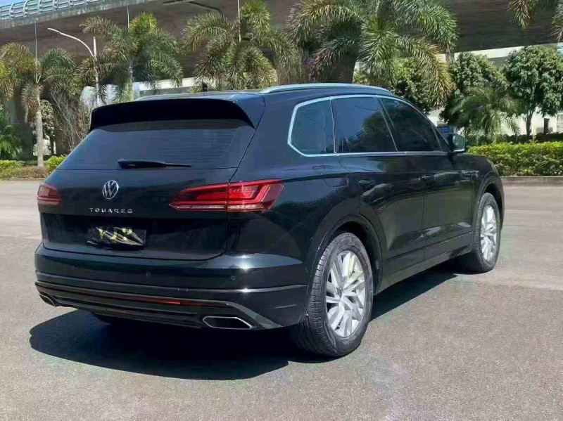 三明24年大众途锐8