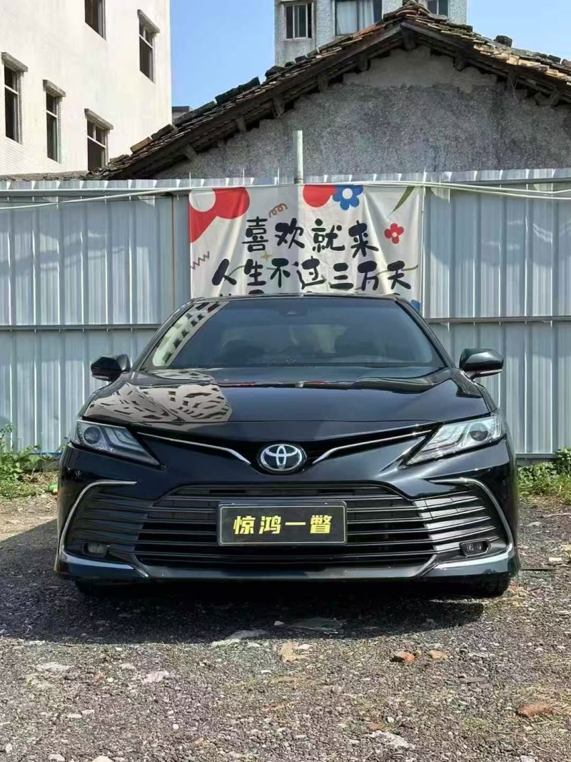 广州22年丰田凯美瑞1