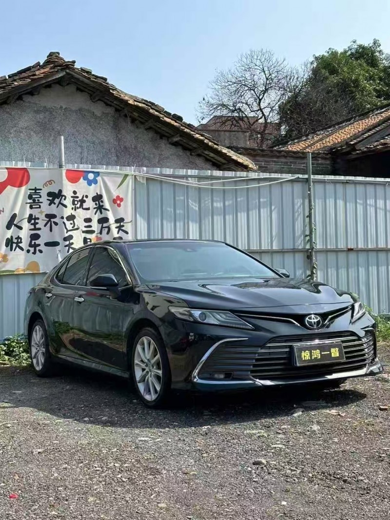 广州22年丰田凯美瑞2