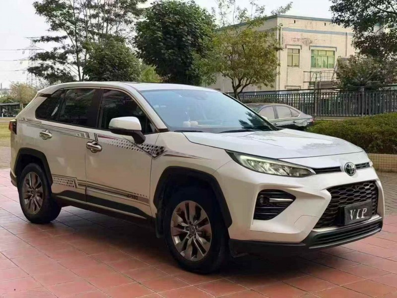 广州23年丰田威兰达3