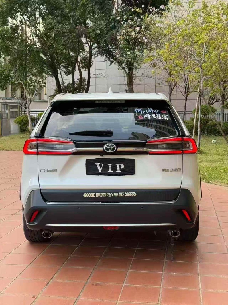 广州23年丰田威兰达9