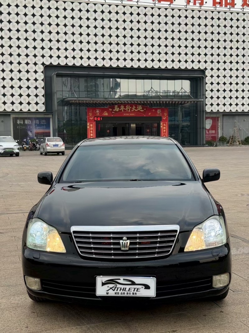 广州08年丰田皇冠1