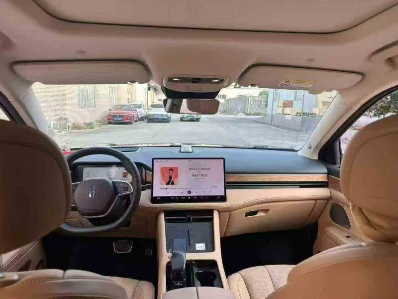 南平23年华为智选问界6