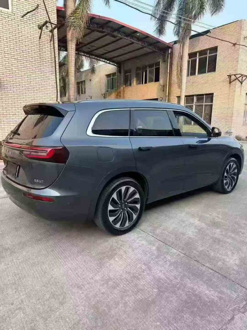 南平23年华为智选问界8