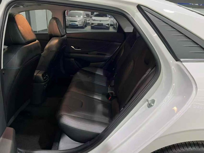 萍乡22年现代伊兰特9