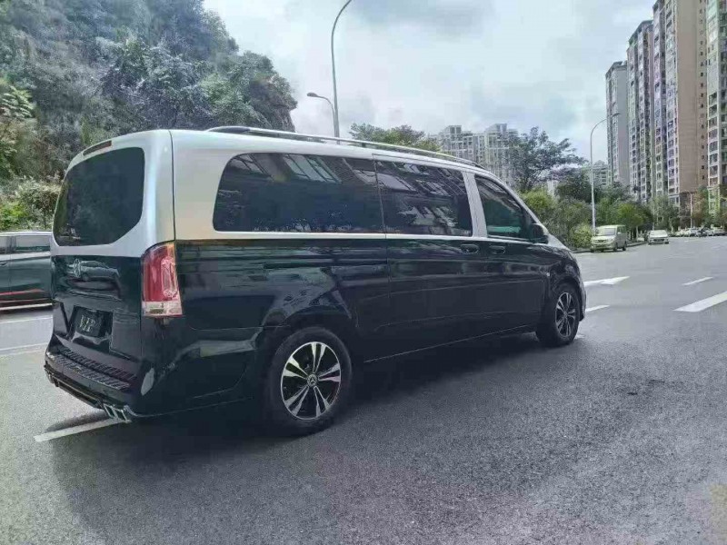 毕节19年奔驰威霆6