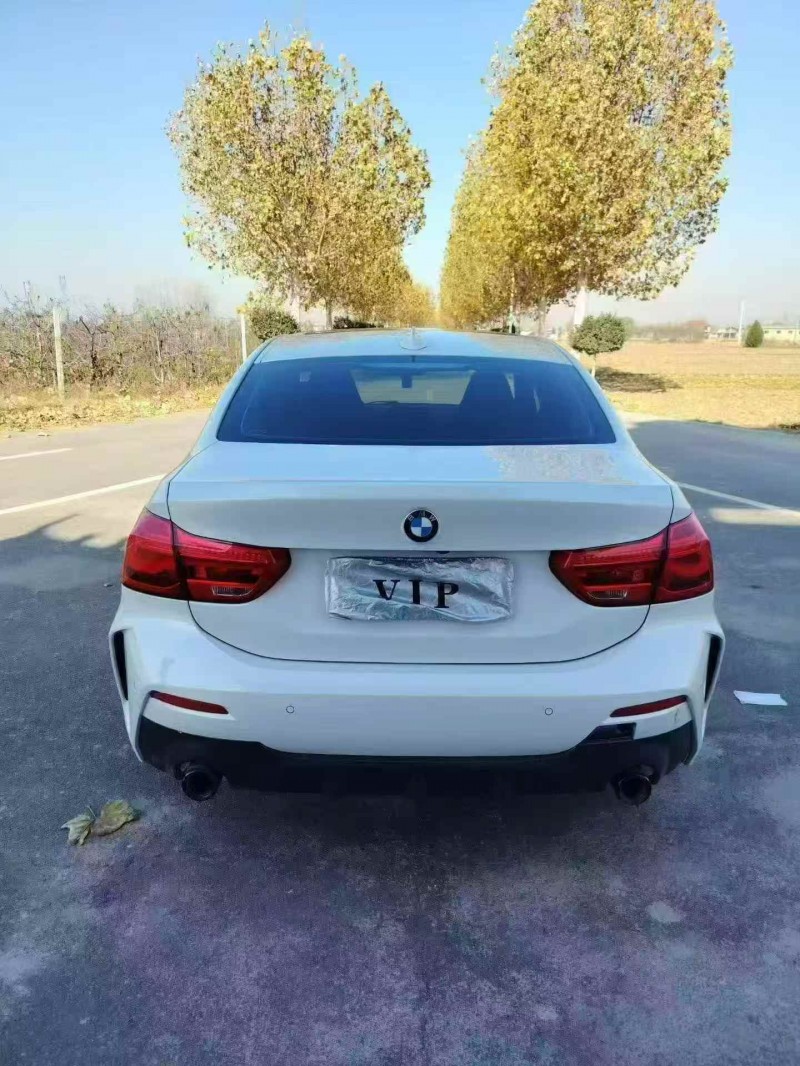 东营21年宝马1系7
