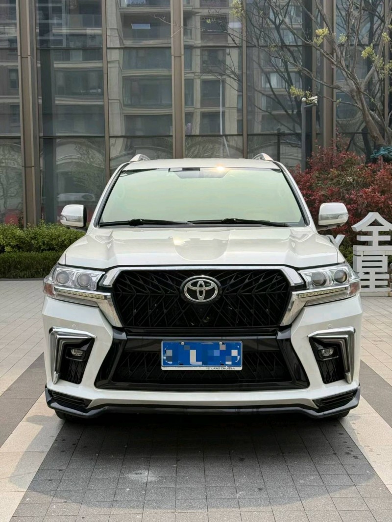 徐州17年丰田兰德酷路泽1