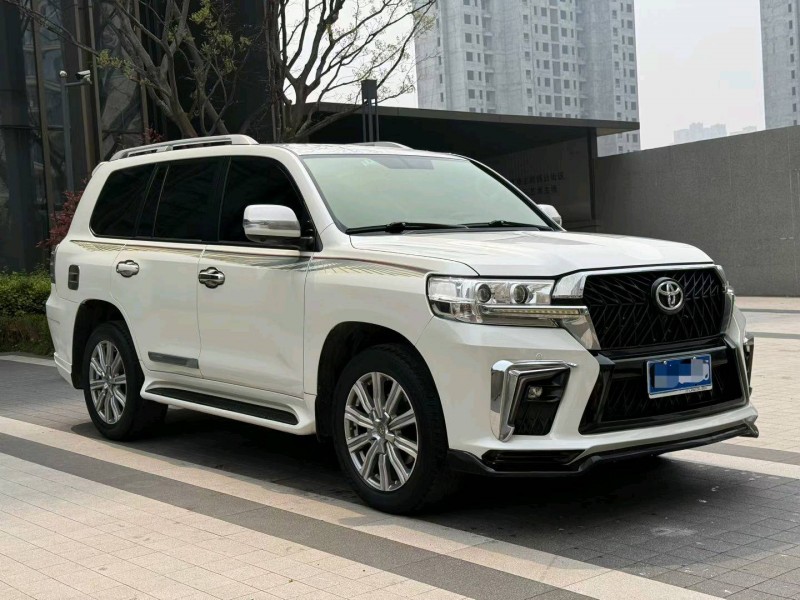 徐州17年丰田兰德酷路泽2