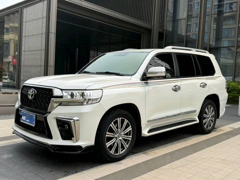 徐州17年丰田兰德酷路泽3