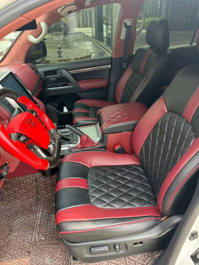 徐州17年丰田兰德酷路泽5