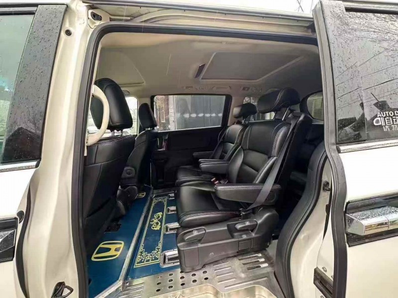 淮南18年本田艾力绅6