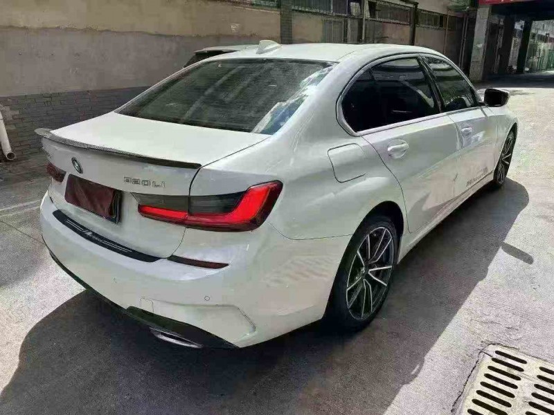 毕节21年宝马3系7