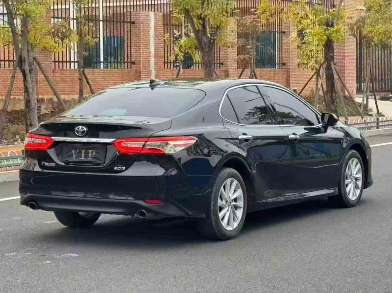 泉州23年丰田凯美瑞8