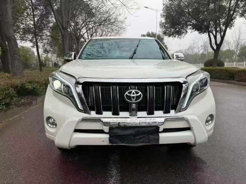 益阳16年丰田普拉多1