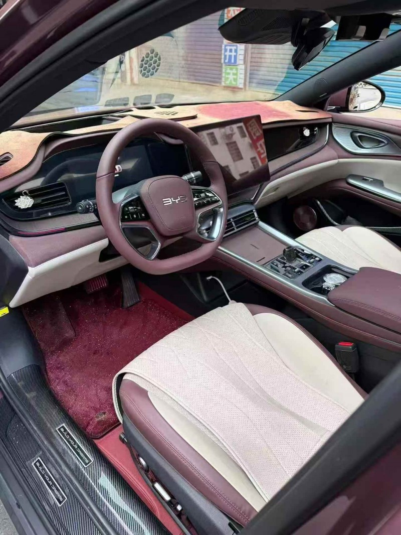 邵阳23年比亚迪海豹3