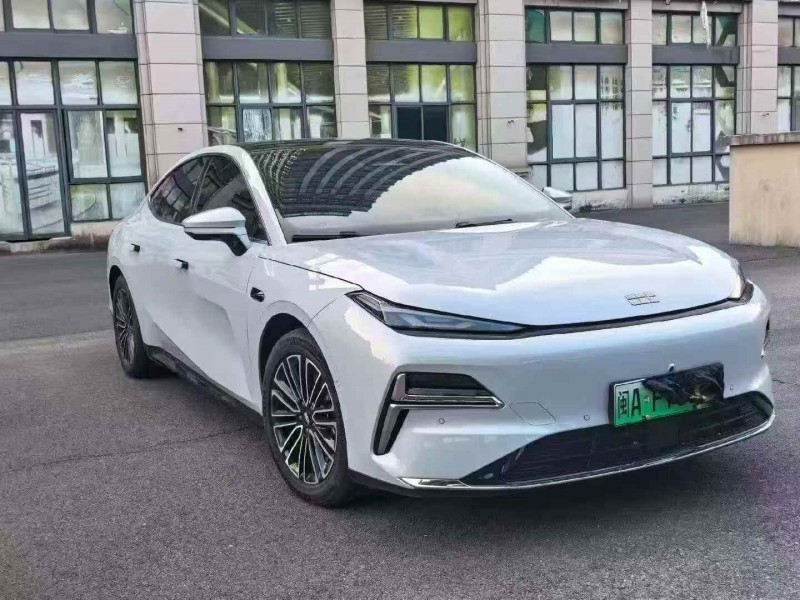 东营25年吉利星耀3