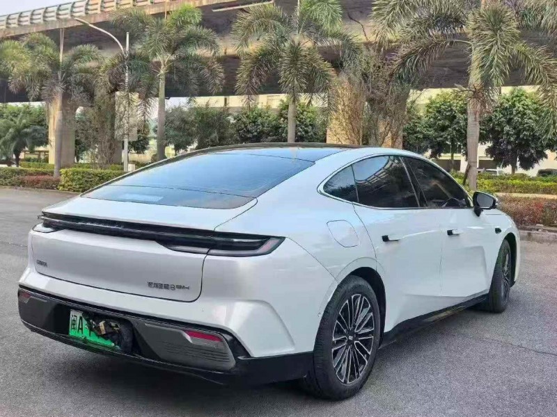 东营25年吉利星耀7