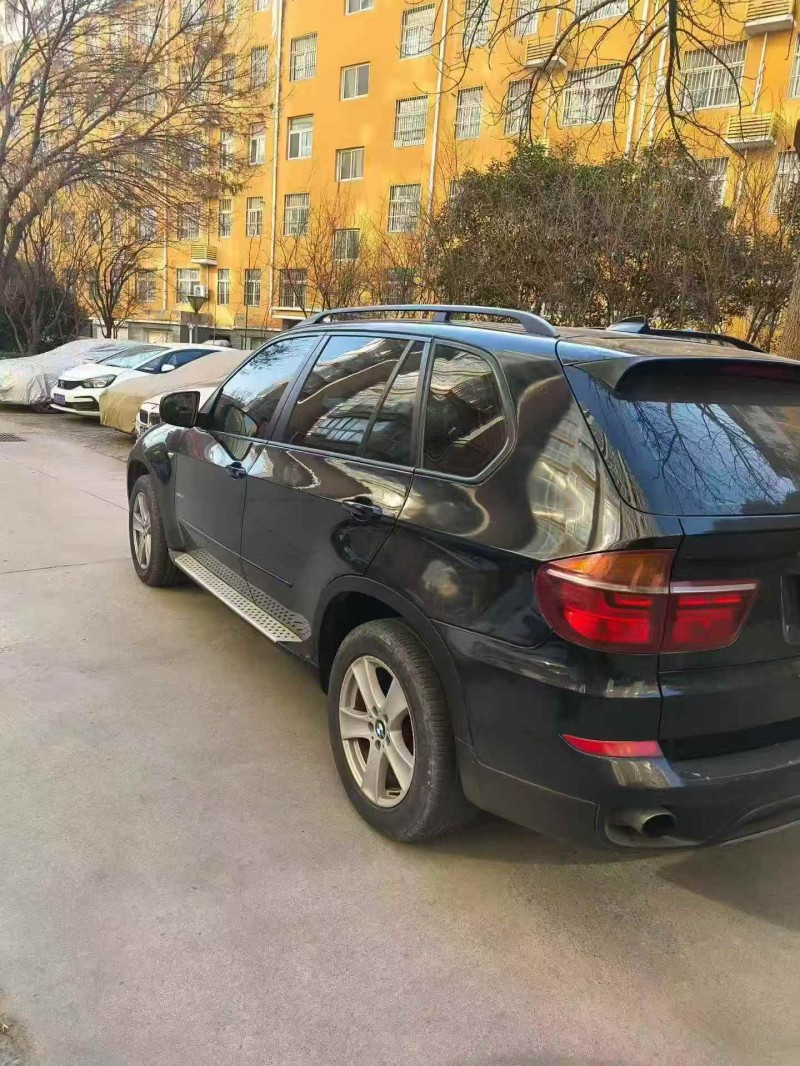 淄博13年宝马X58