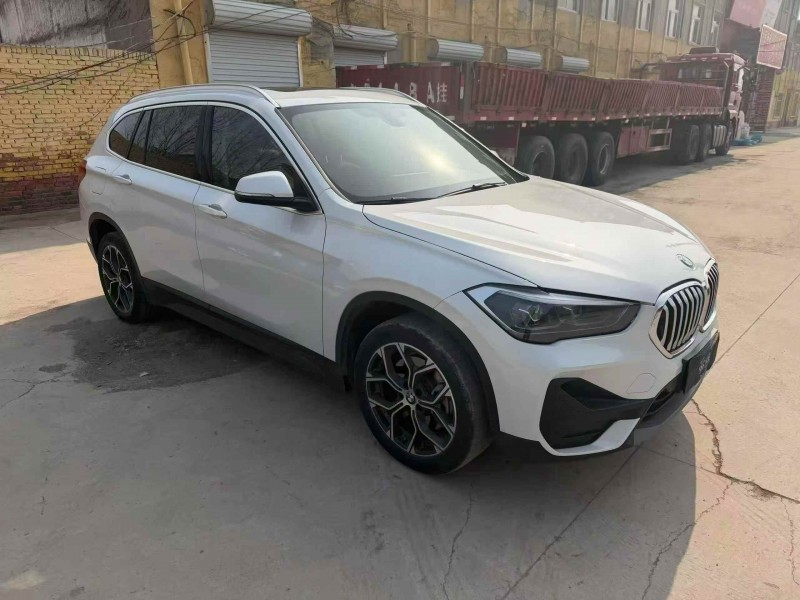 东营23年宝马X12