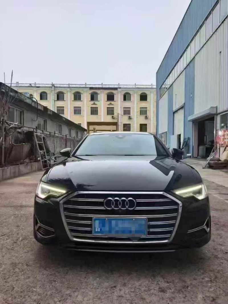 济宁23年奥迪A6L1