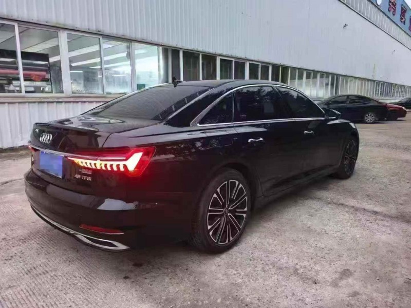 济宁23年奥迪A6L6