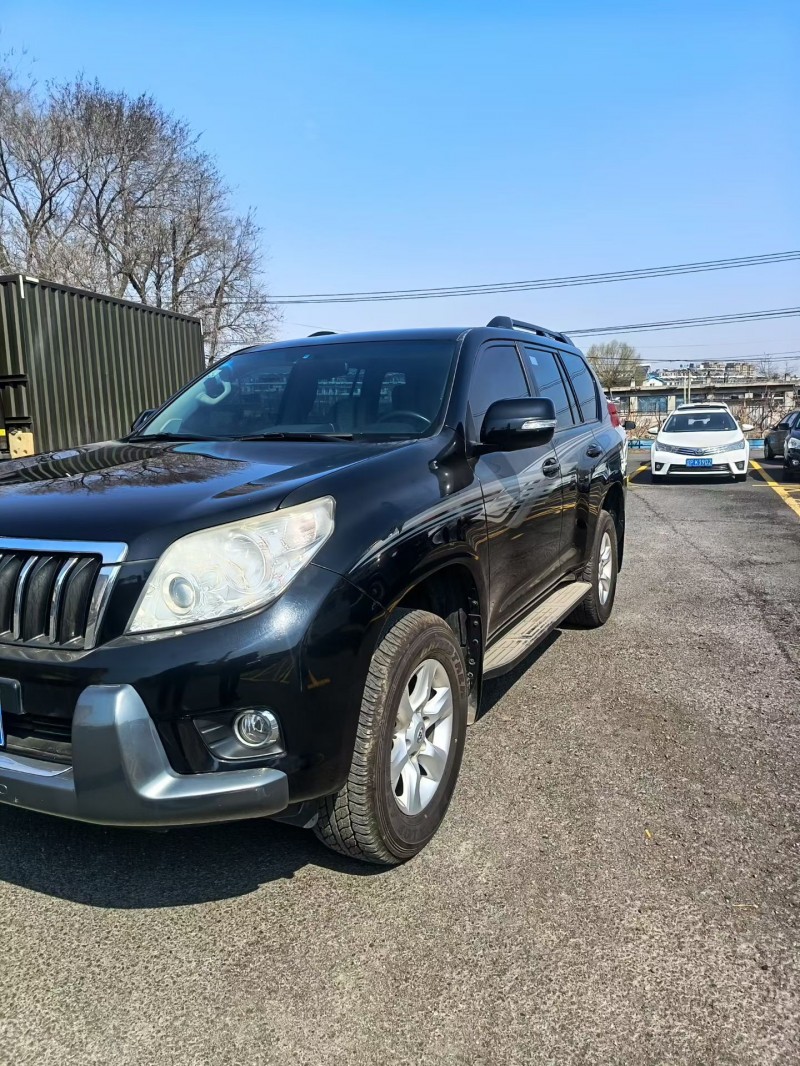 廊坊11年丰田普拉多3