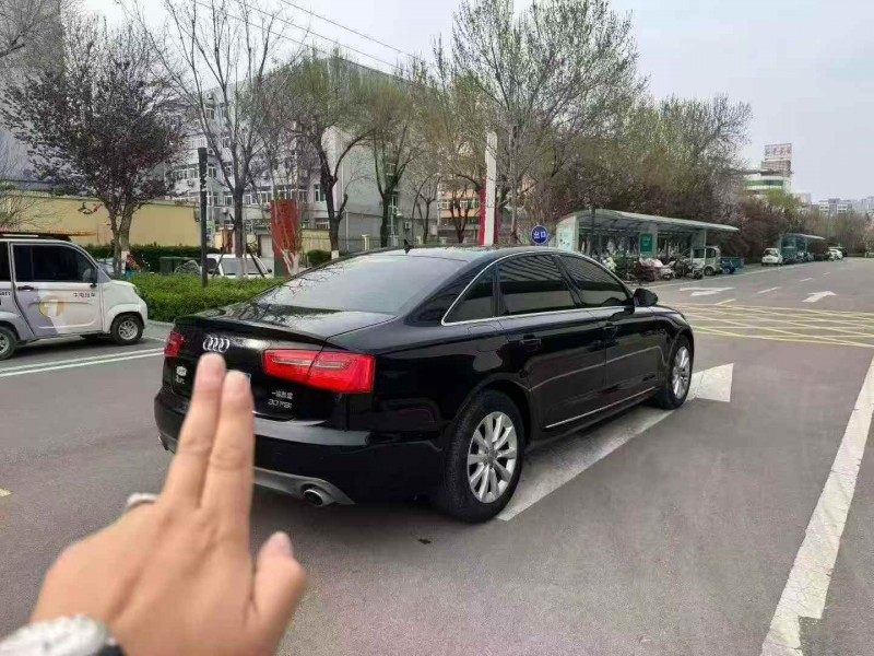 济宁15年奥迪A6L7