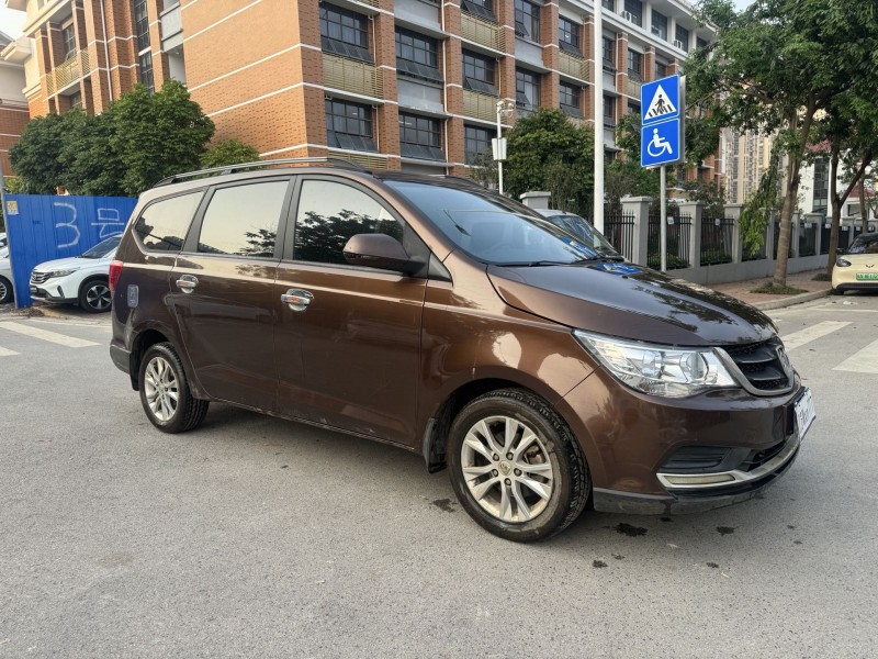 南宁16年宝骏7304