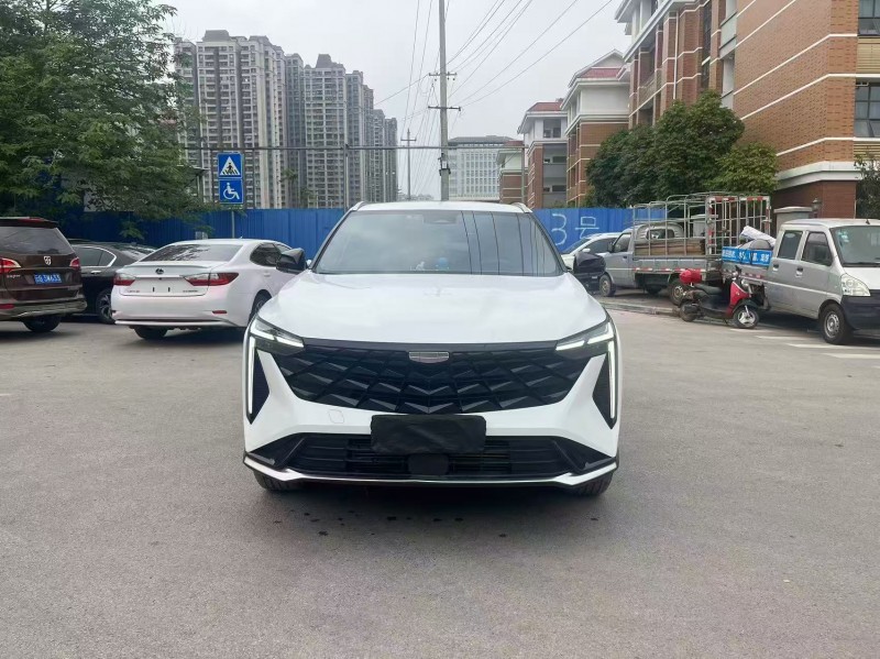 南宁24年吉利博越1