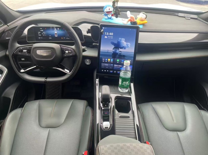 南宁24年吉利博越4