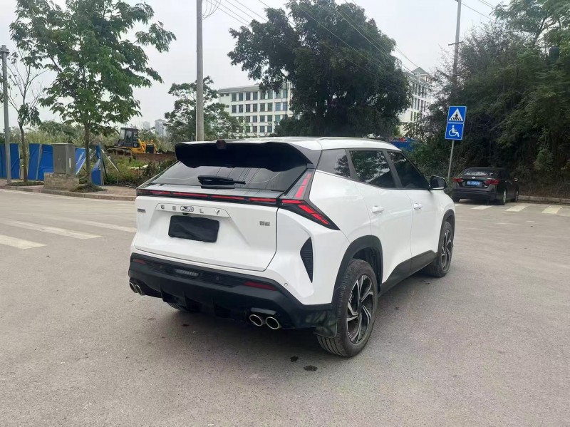 南宁24年吉利博越6