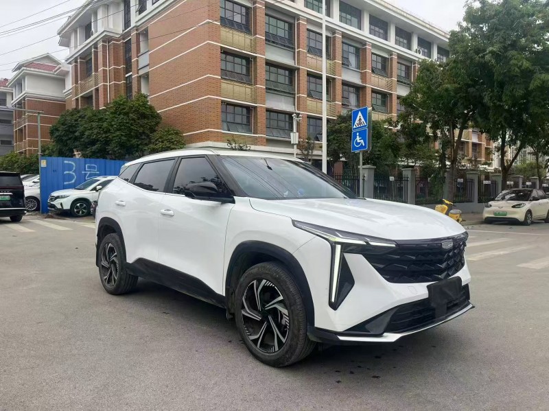 南宁24年吉利博越7