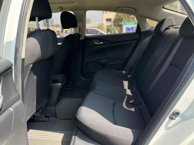 广州18年本田思域3