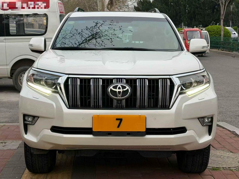 佛山18年丰田普拉多1