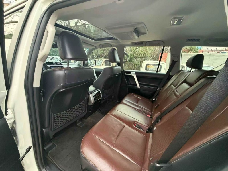 佛山18年丰田普拉多4