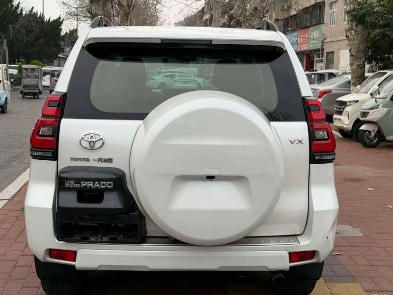 佛山18年丰田普拉多9