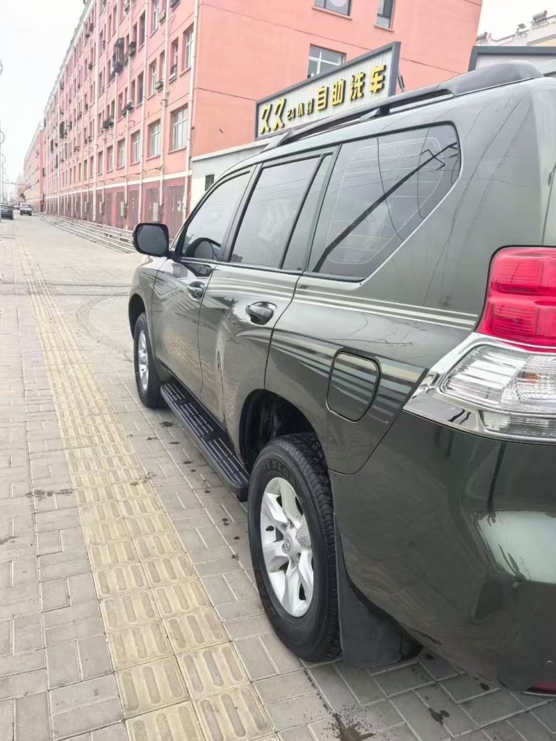 枣庄13年丰田普拉多8