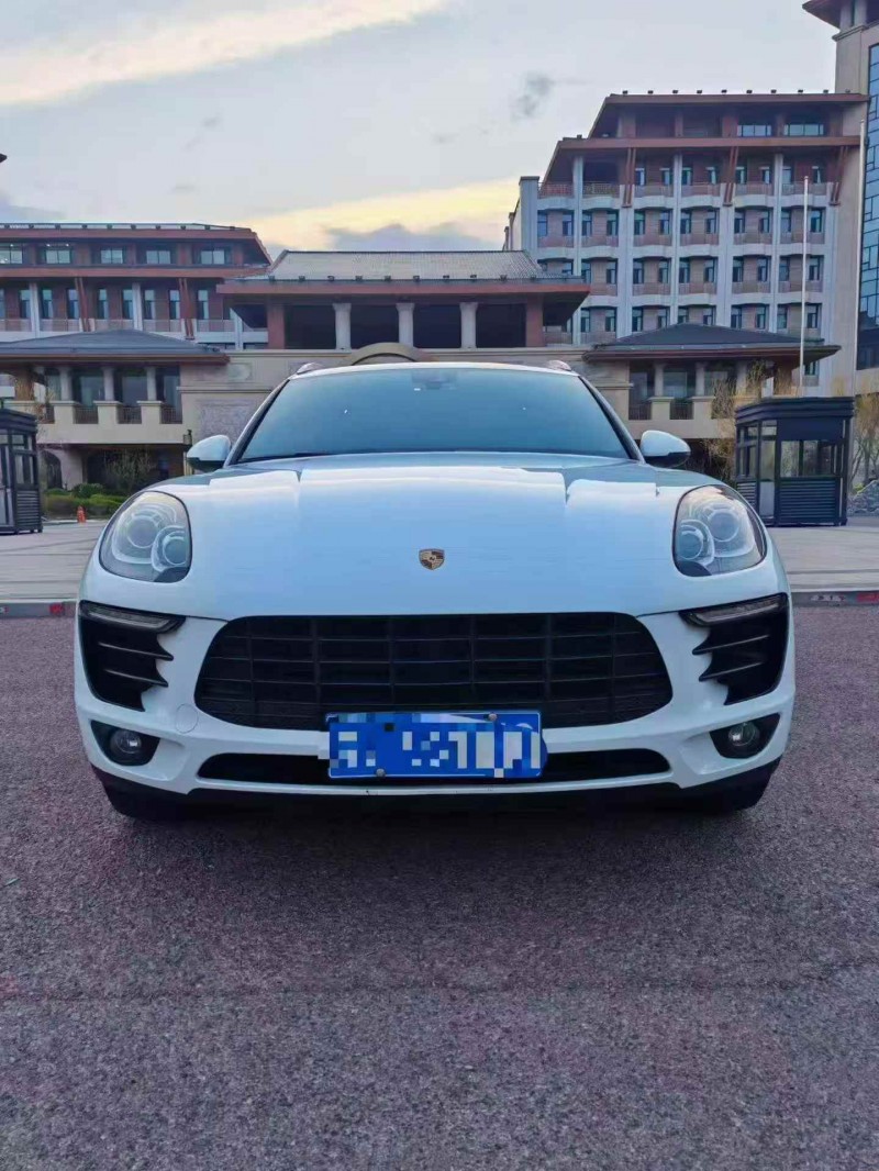 邯郸18年保时捷Macan1